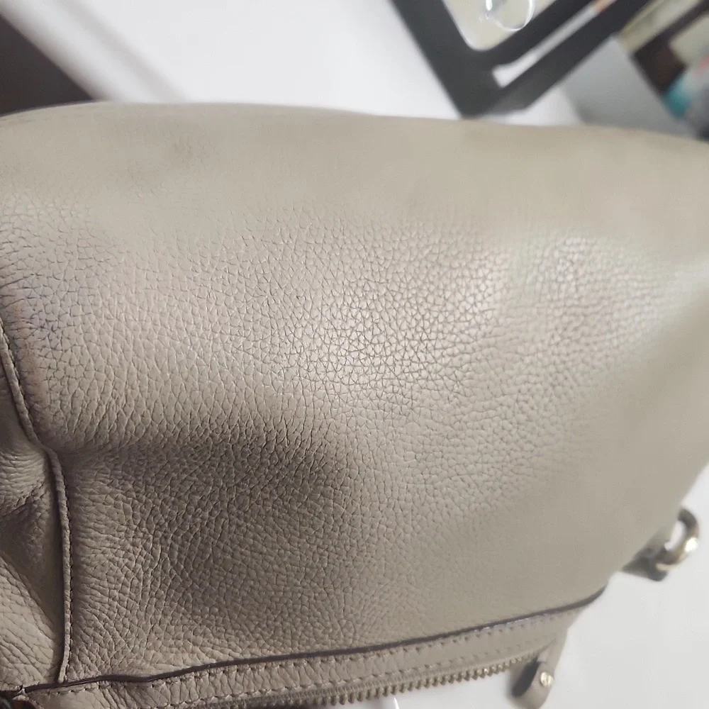 Kate Spade - Picture 3 of 4